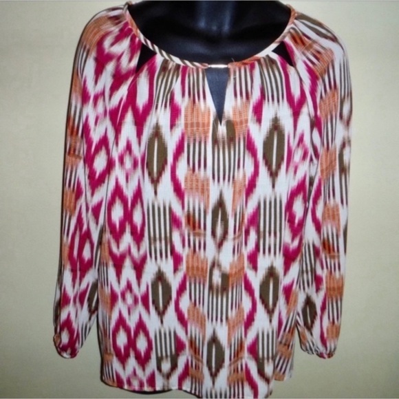 Beautiful Large Chico’s Blouse(NWOT) - Picture 1 of 7